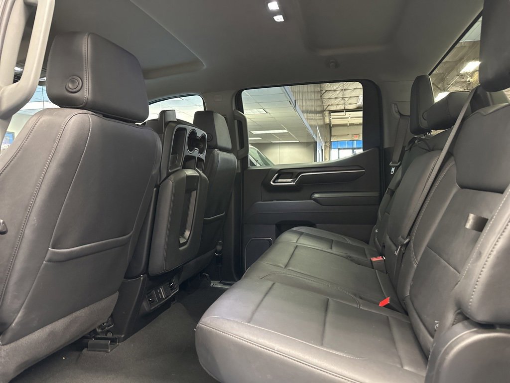 Certified 2025 GMC Sierra 1500 SLT image 19