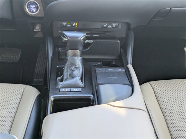 Used 2021 Lexus ES 300h w/ Premium Package image 18