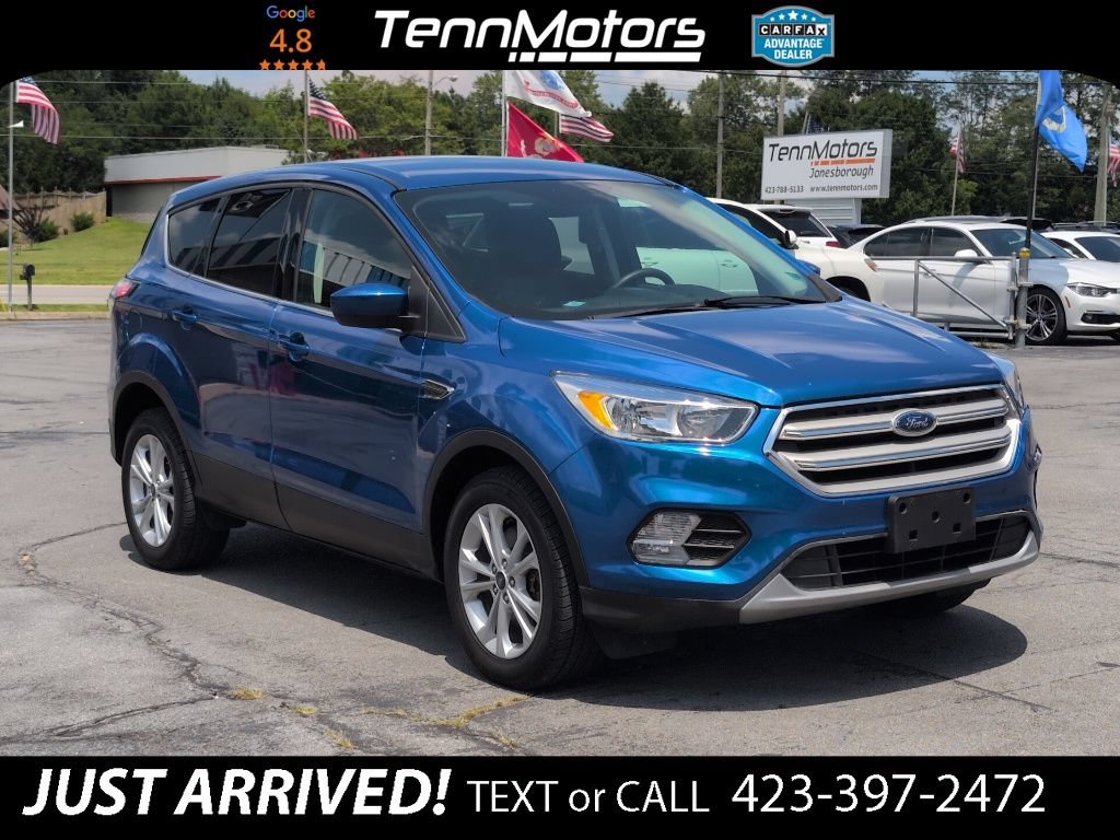 Used 2017 Ford Escape SE AWD/4WD image 3