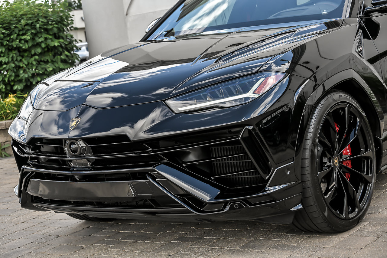 Used 2024 Lamborghini Urus S AWD/4WD image 6