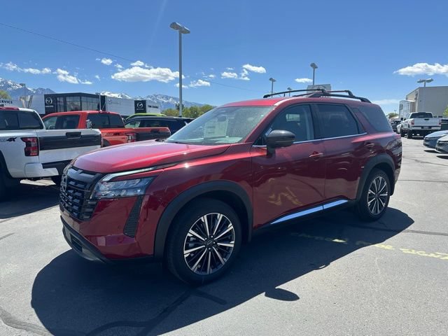 New 2026 Nissan Pathfinder Platinum w/ Cargo Package AWD/4WD image 6