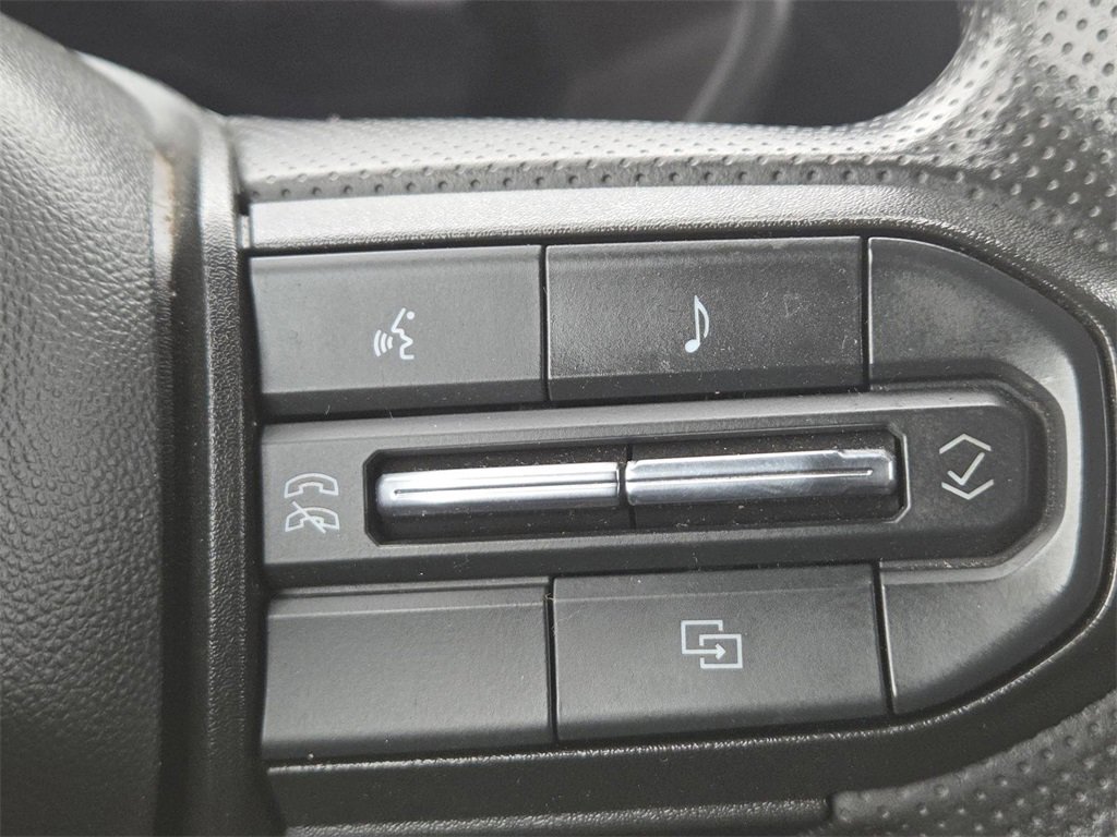 Used 2024 Chevrolet Colorado W/T image 6