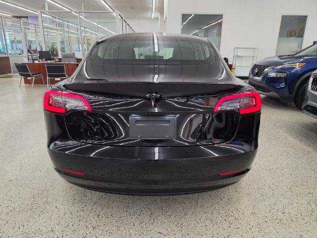 Used 2019 Tesla Model 3 Mid Range RWD image 6