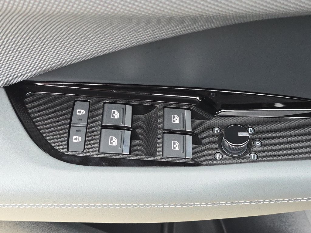 New 2026 Audi Q3 quattro 2.0T AWD/4WD image 19