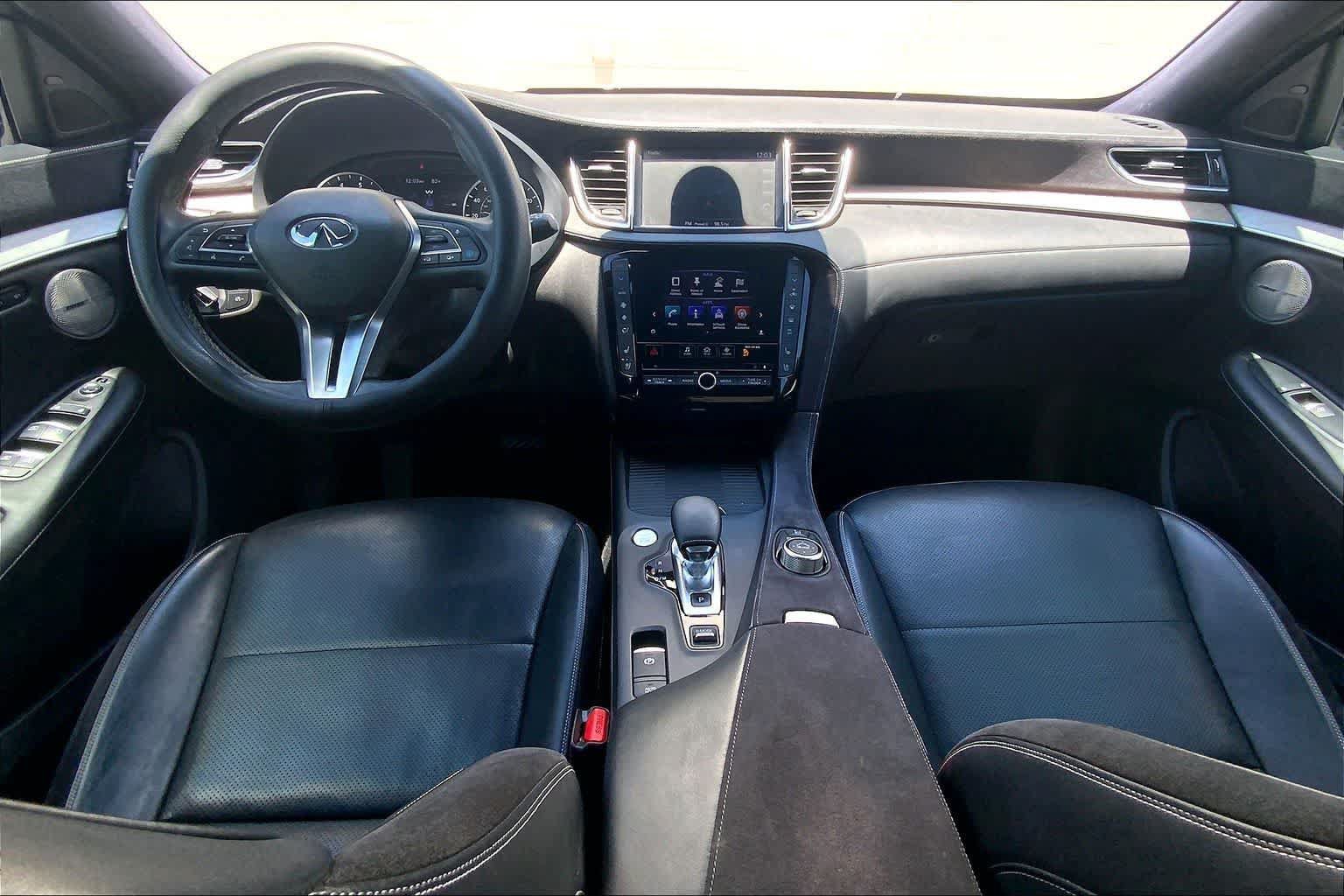 Used 2019 INFINITI QX50 Essential w/ Sensory Package FWD image 10