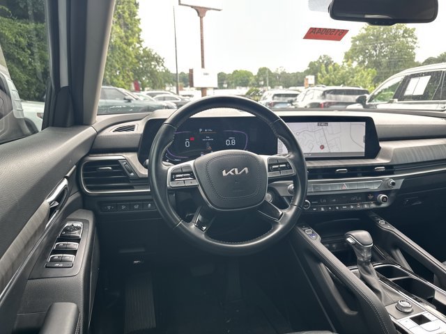 Certified 2024 Kia Telluride EX w/ EX Captain's Chair Package FWD image 27