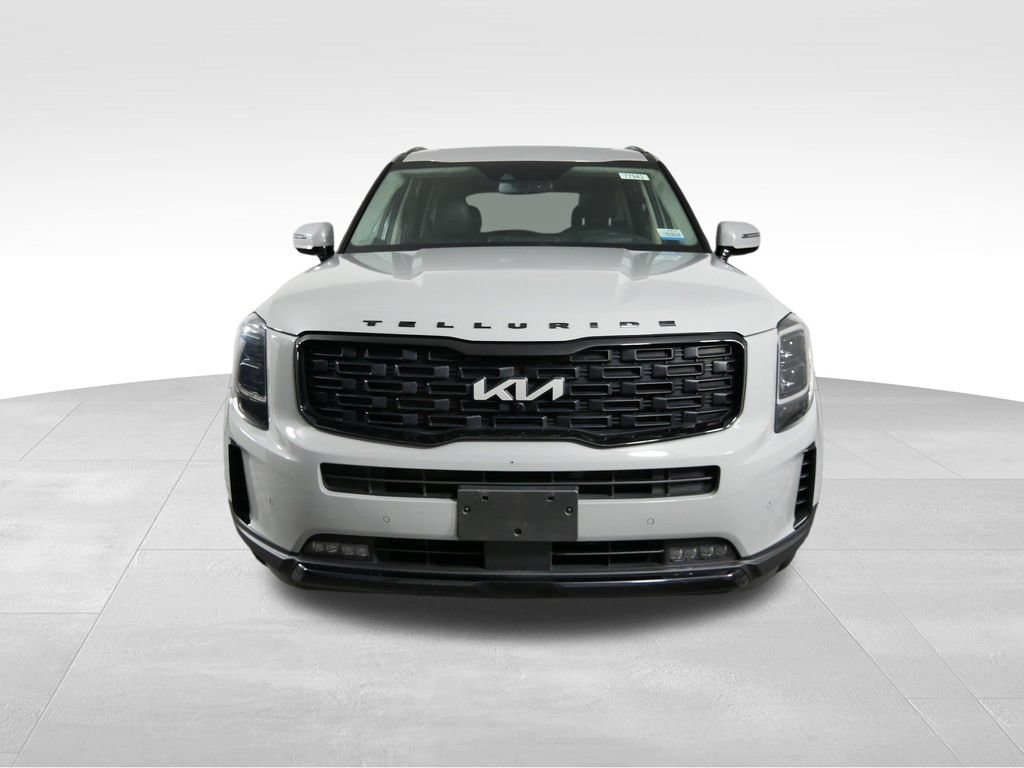 Used 2022 Kia Telluride SX w/ SX Prestige Package AWD/4WD image 3