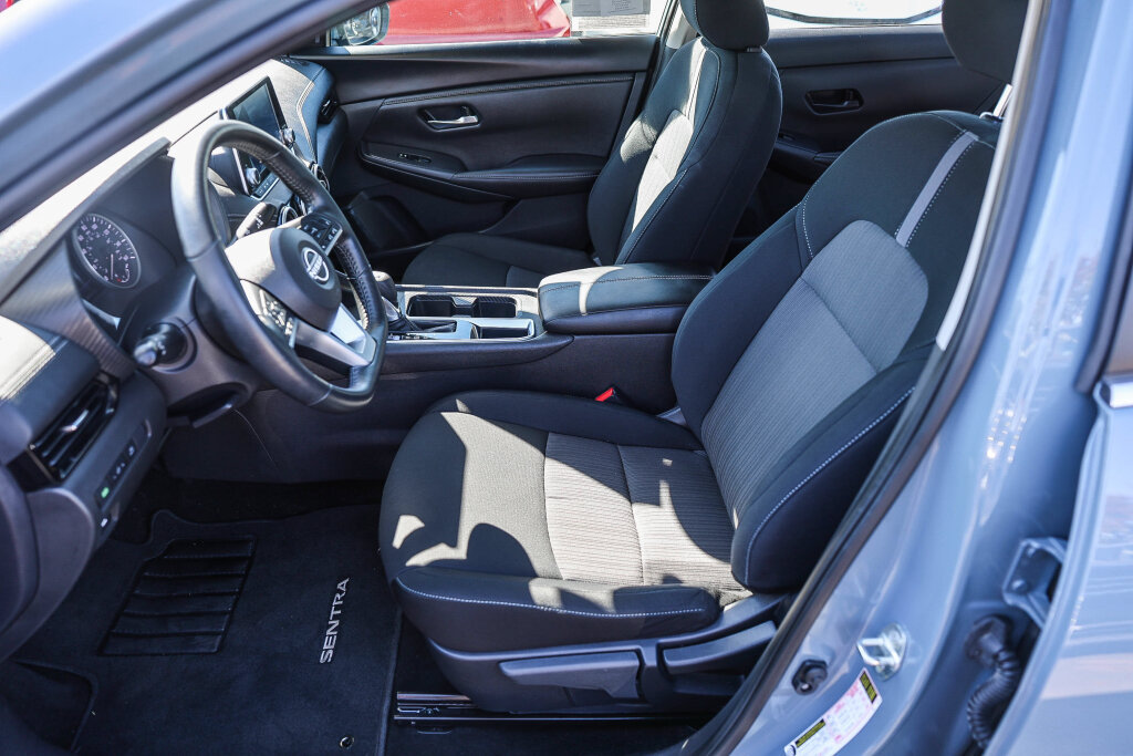 Used 2024 Nissan Sentra SV w/ All-Weather Package FWD image 9