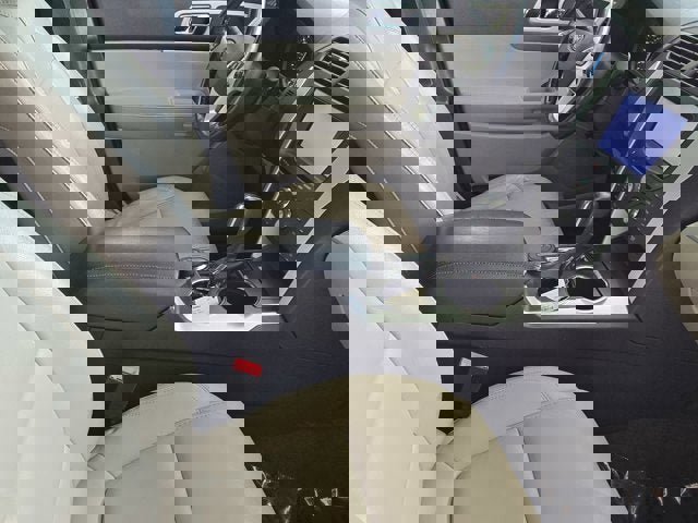 Used 2013 Ford Explorer XLT image 4