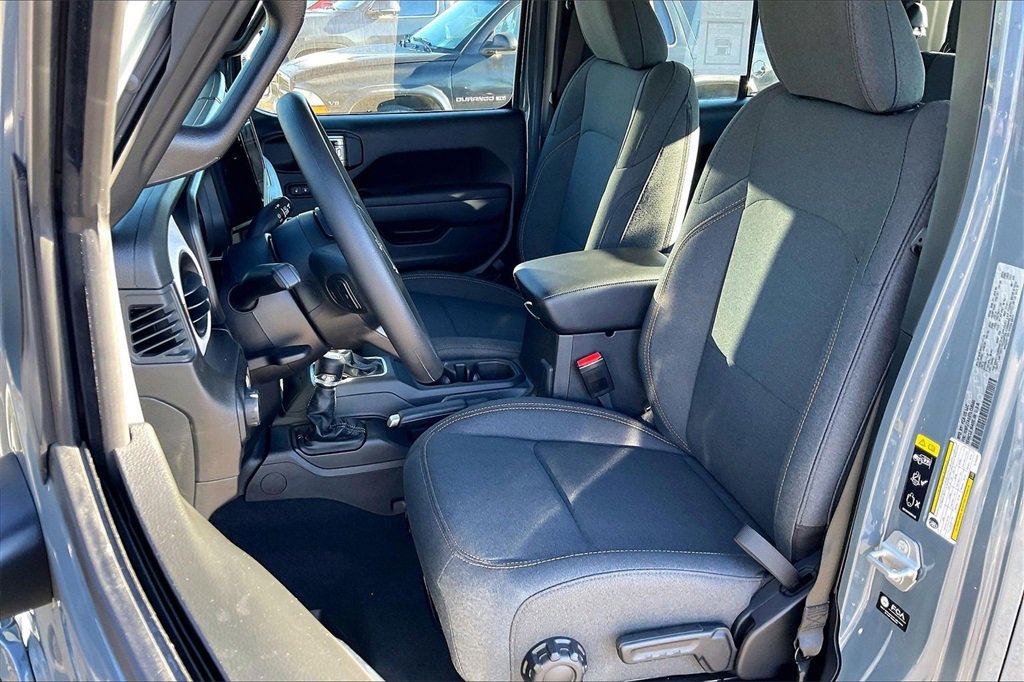 New 2026 Jeep Gladiator Sport image 9