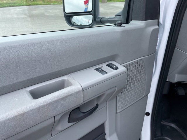 New 2027 Ford E-350 and Econoline 350 Super Duty w/ Power Equipment Group RWD image 21