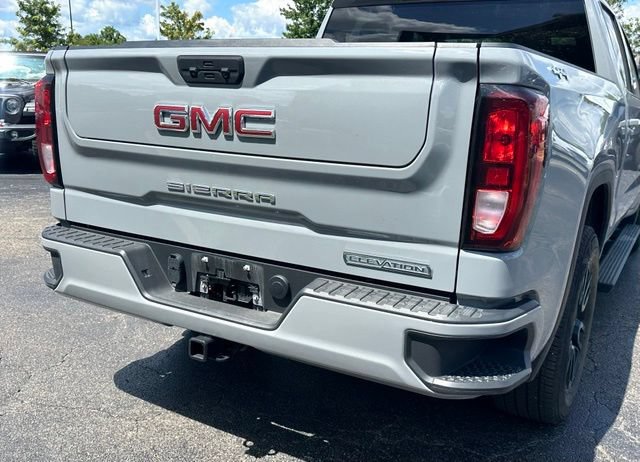 Used 2024 GMC Sierra 1500 Elevation AWD/4WD image 15