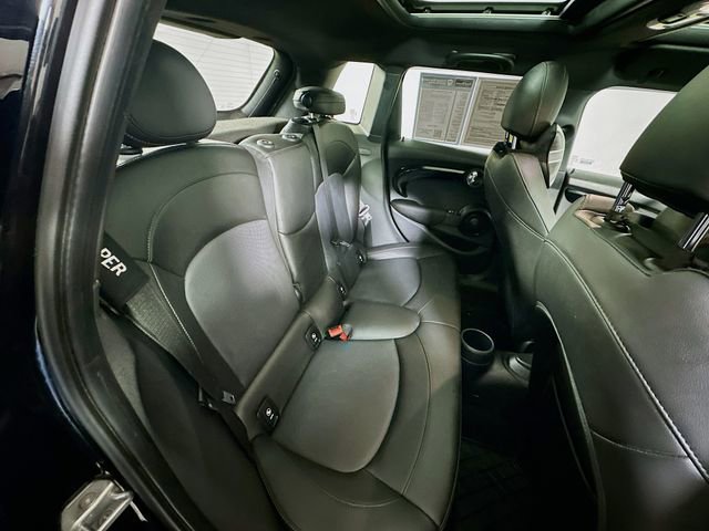 Used 2020 MINI Cooper S image 27