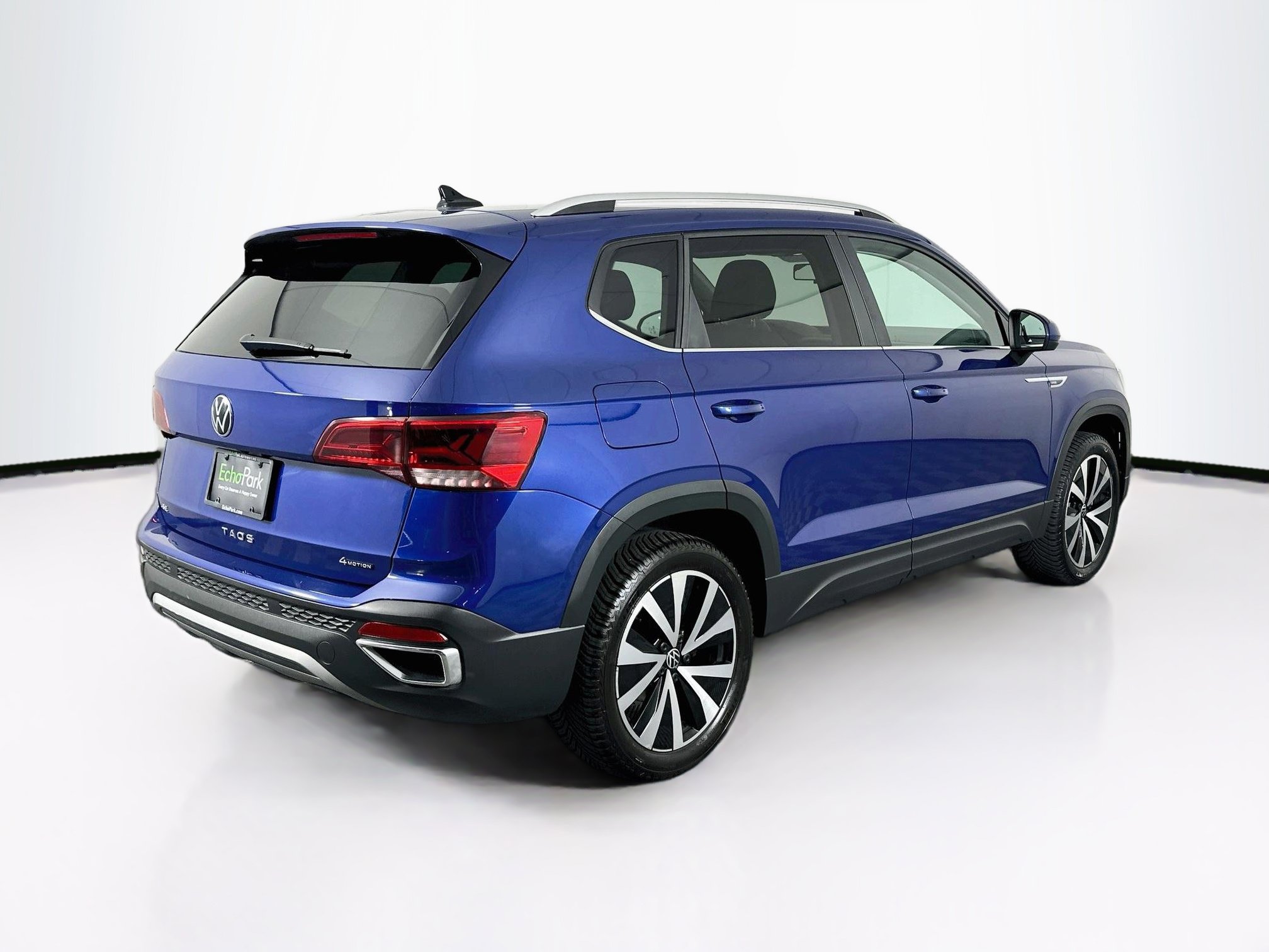 Used 2022 Volkswagen Taos SE AWD/4WD image 9