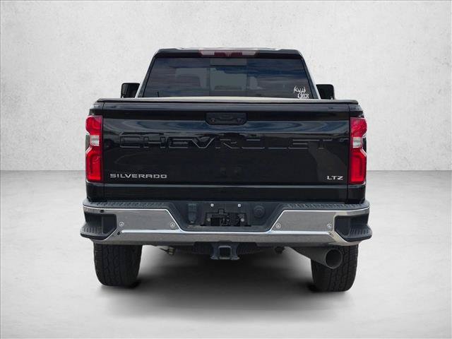 Used 2022 Chevrolet Silverado 3500 LTZ AWD/4WD image 6
