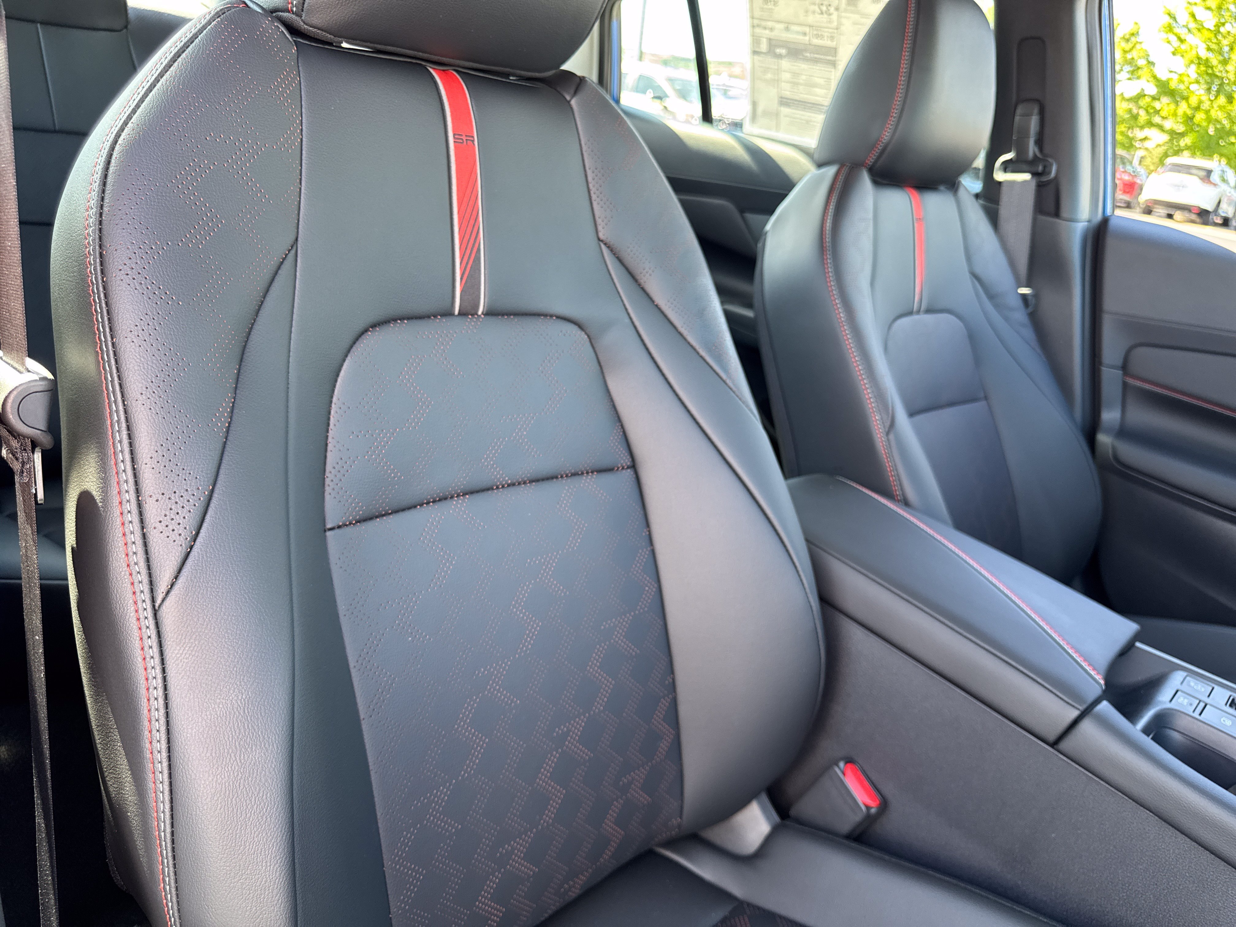 New 2026 Nissan Sentra SR w/ SR Premium Package FWD image 23