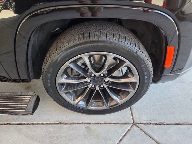 Certified 2025 Jeep Grand Wagoneer Series III w/ Quick Order Packagew 28T AWD/4WD image 17