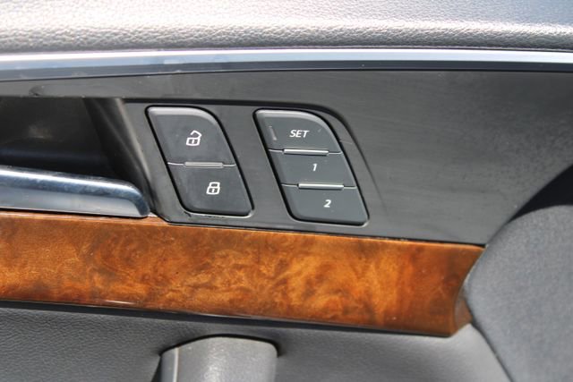 Used 2018 Audi A4 2.0T Premium w/ Convenience Package image 12