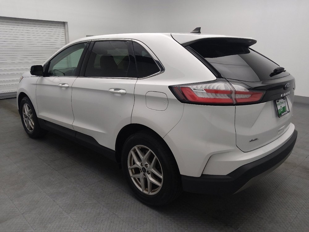 Used 2023 Ford Edge SEL image 3