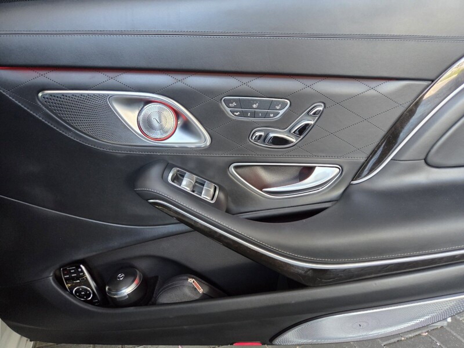 Used 2016 Mercedes-Benz Maybach S 600 image 21