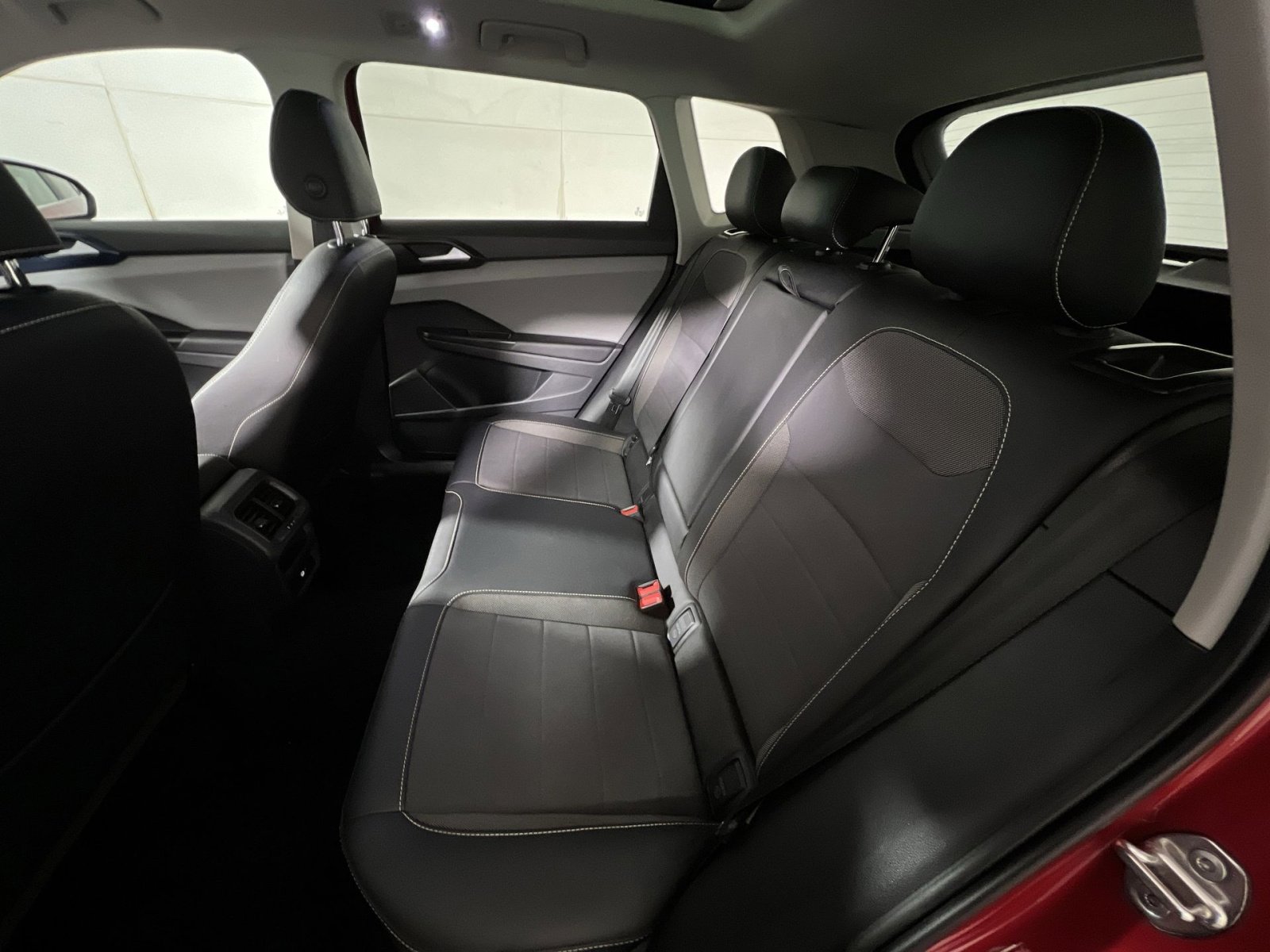 Used 2022 Volkswagen Taos SE image 24