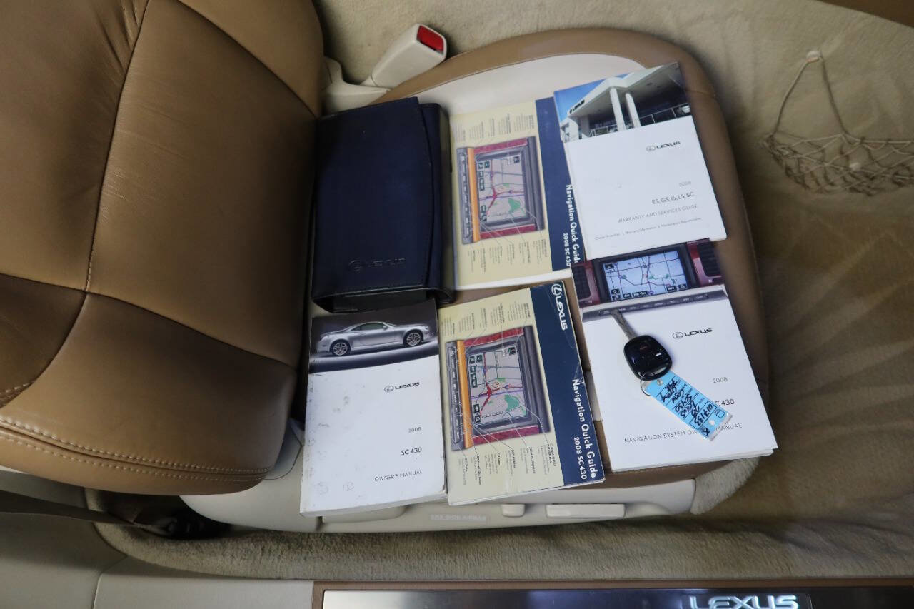 Used 2008 Lexus SC 430 Convertible image 26