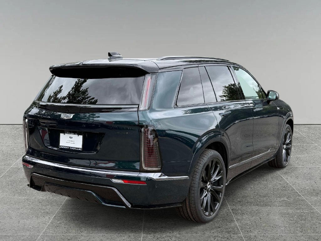 New 2027 Cadillac Vistiq Sport w/ LPO, Floor Liner Package AWD/4WD image 12