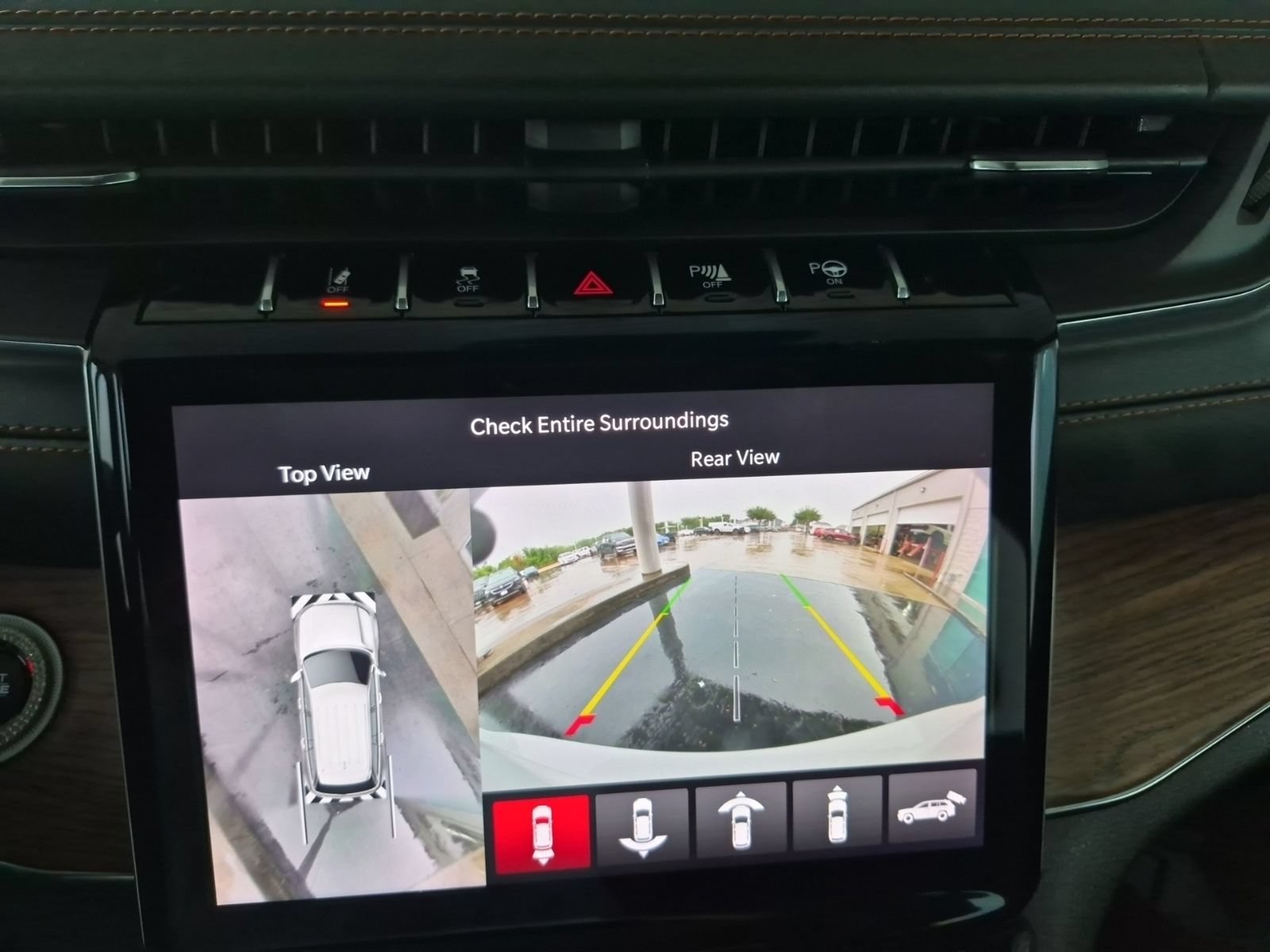 Used 2023 Jeep Grand Cherokee L Summit w/ High Altitude Package AWD/4WD image 19