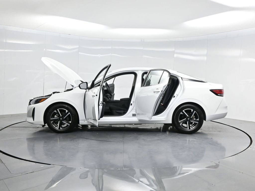 Used 2024 Nissan Sentra SV image 46