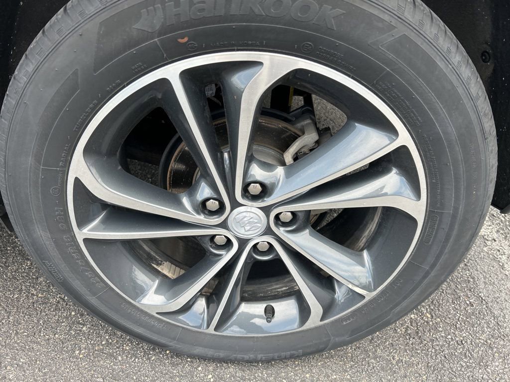 Used 2023 Buick Encore GX Select w/ Safety Package II image 10