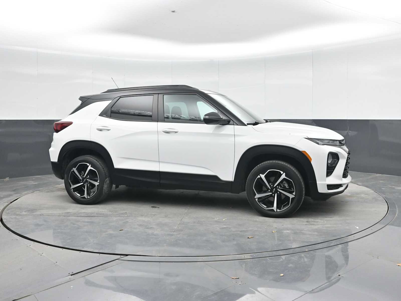 Used 2023 Chevrolet TrailBlazer RS AWD/4WD image 8