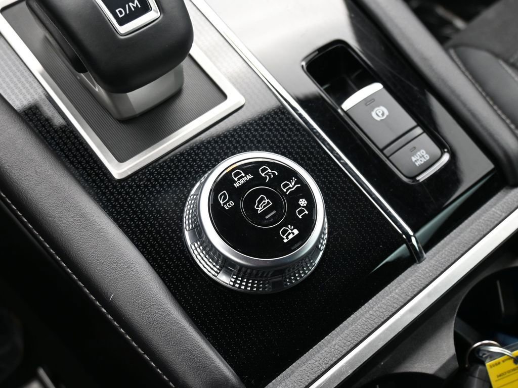 Used 2023 Mitsubishi Outlander SE image 51