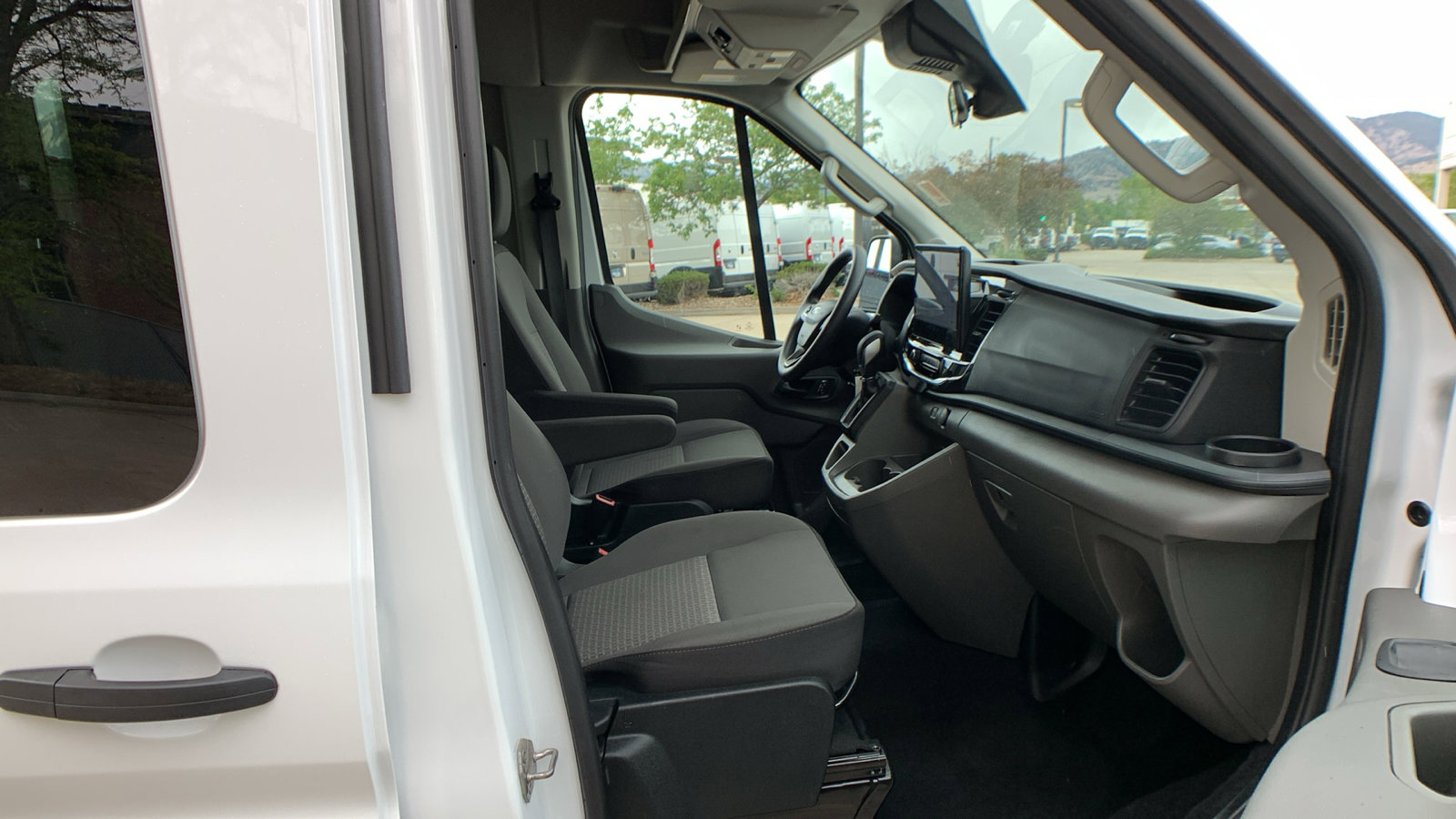 Used 2025 Ford Transit 350 XLT AWD/4WD image 19