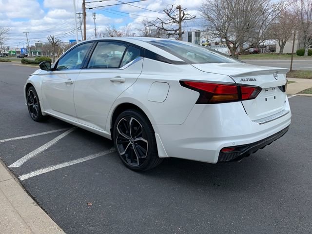 Used 2023 Nissan Altima 2.5 SR w/ SR Premium Package image 5