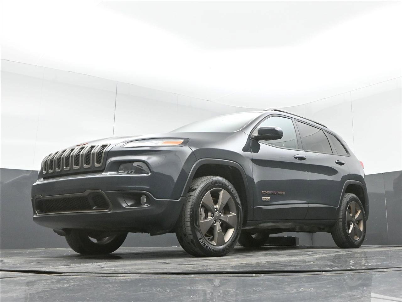 Used 2017 Jeep Cherokee 75th Anniversary image 30