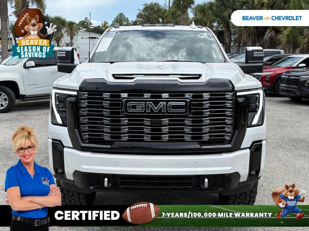 Used 2025 GMC Sierra 2500 Denali Ultimate AWD/4WD image 3