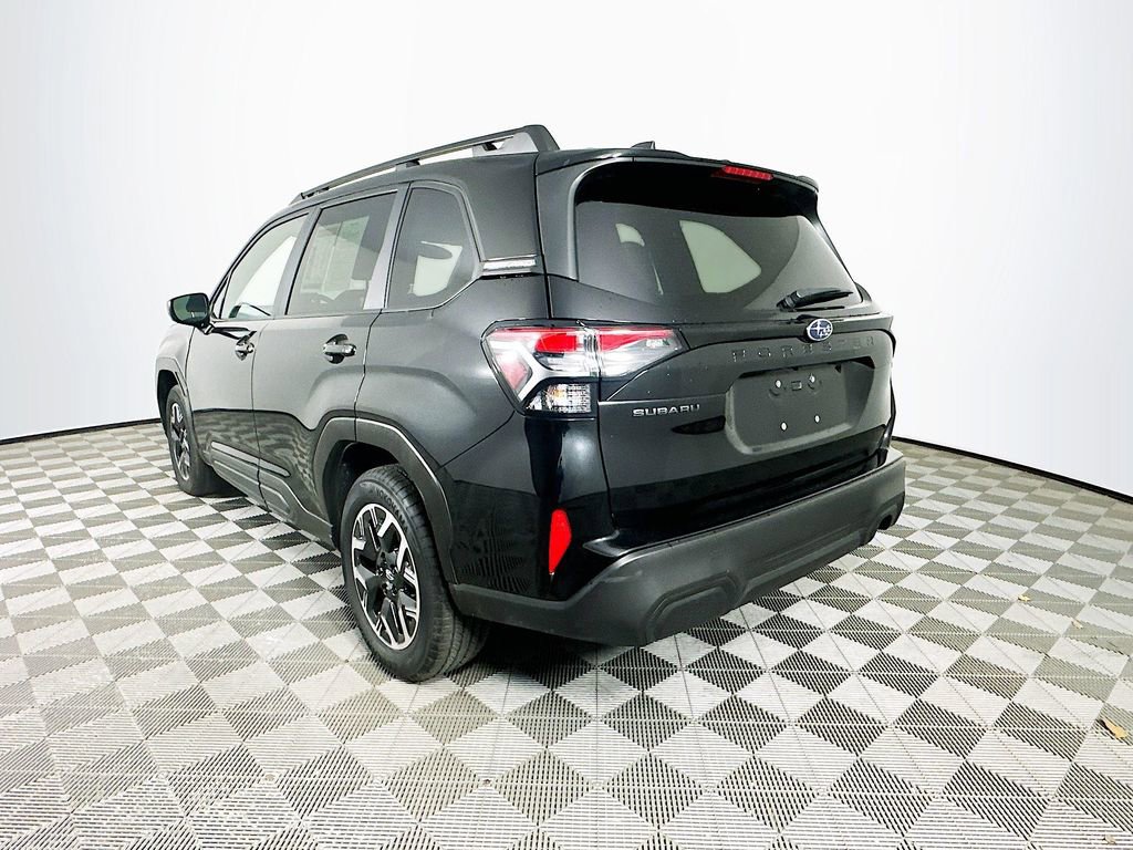 Certified 2025 Subaru Forester Premium image 7