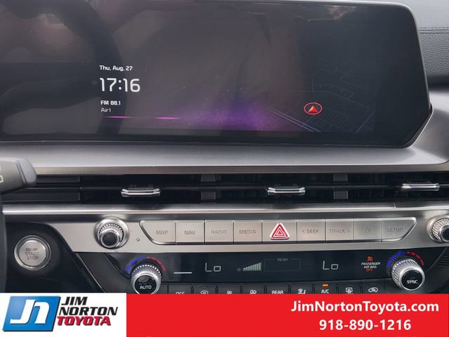 Used 2025 Kia Telluride S FWD image 17