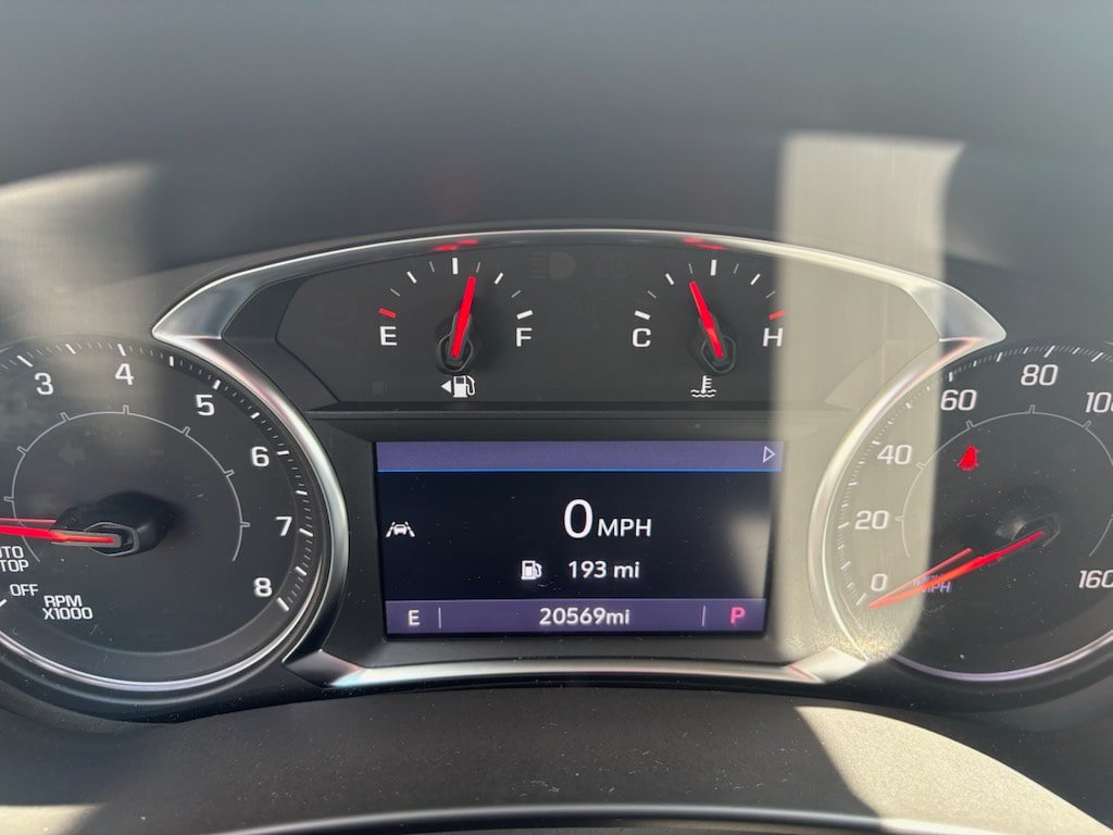 Used 2022 GMC Terrain SLT AWD/4WD image 9