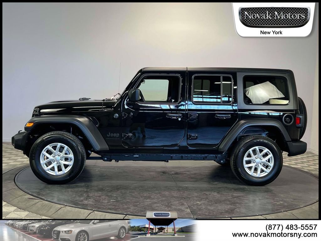 Used 2023 Jeep Wrangler Sport S AWD/4WD image 5