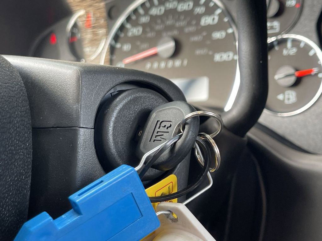 New 2025 GMC Savana 2500 Extended w/ Driver Convenience Package image 17