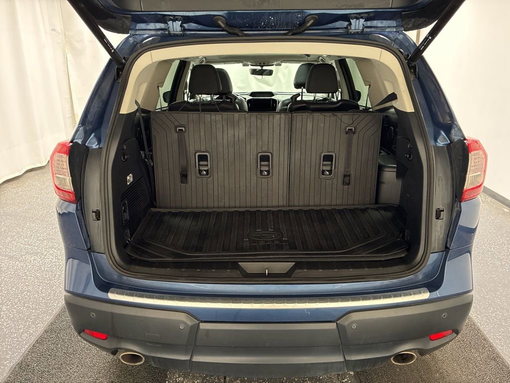 Used 2022 Subaru Ascent Limited w/ Technology Package AWD/4WD image 7