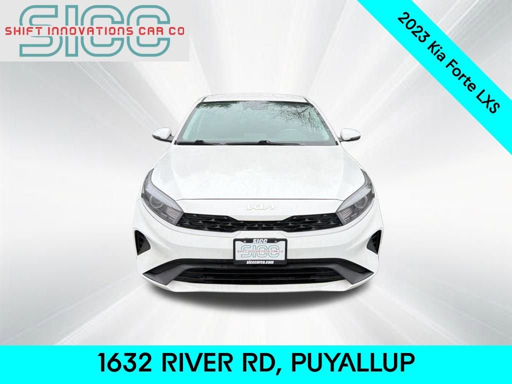 Used 2023 Kia Forte LXS w/ LXS Technology Package image 2