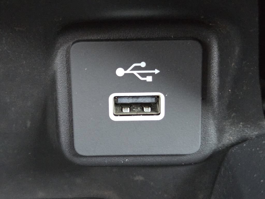 Certified 2024 Honda HR-V Sport image 6