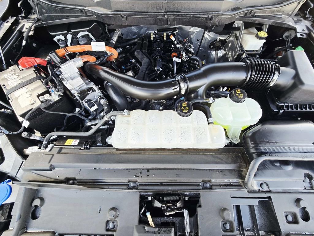 Used 2024 Ford F150 XLT w/ Mobile Office Package image 22