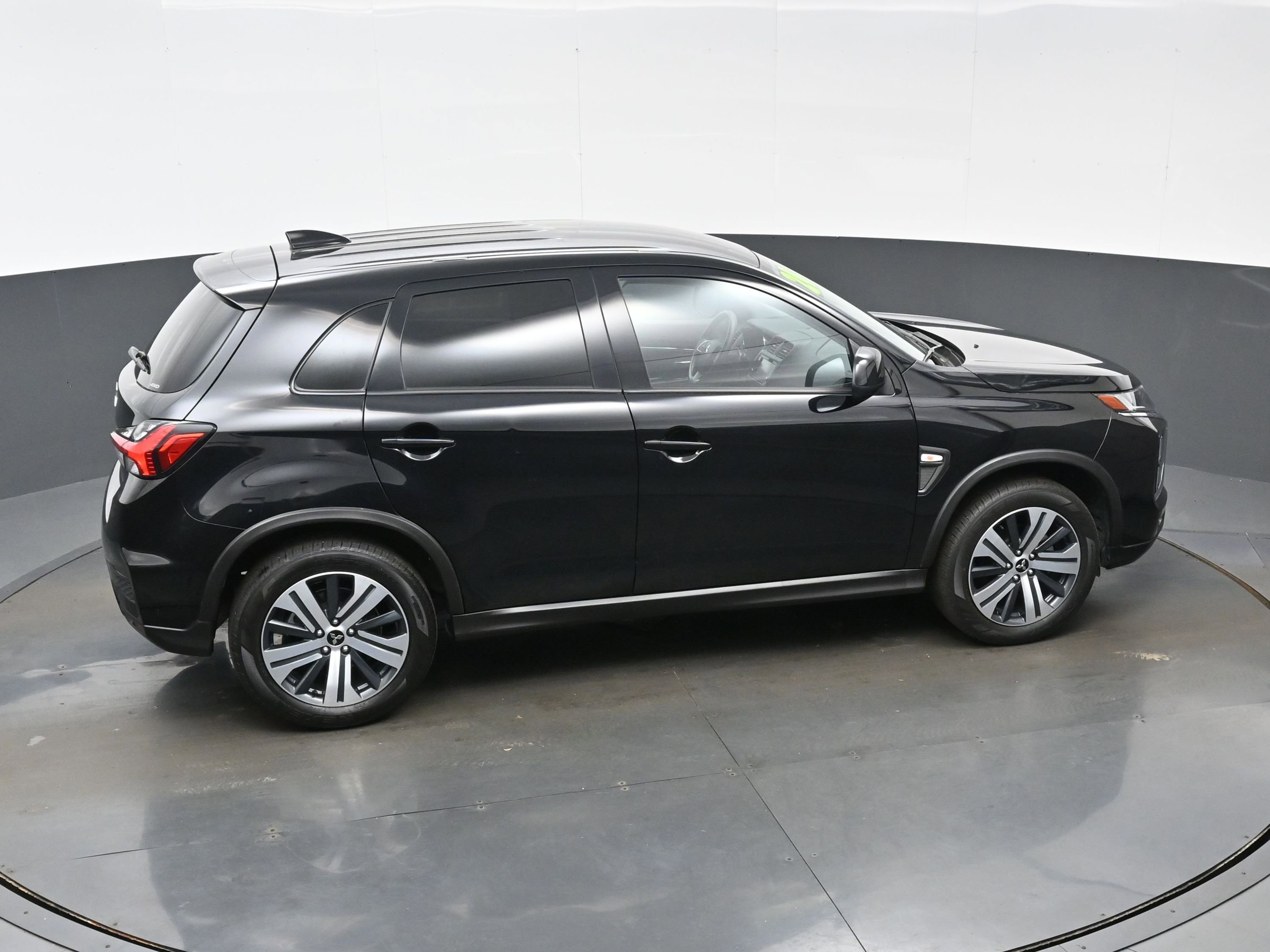 Used 2024 Mitsubishi Outlander Sport AWD image 36