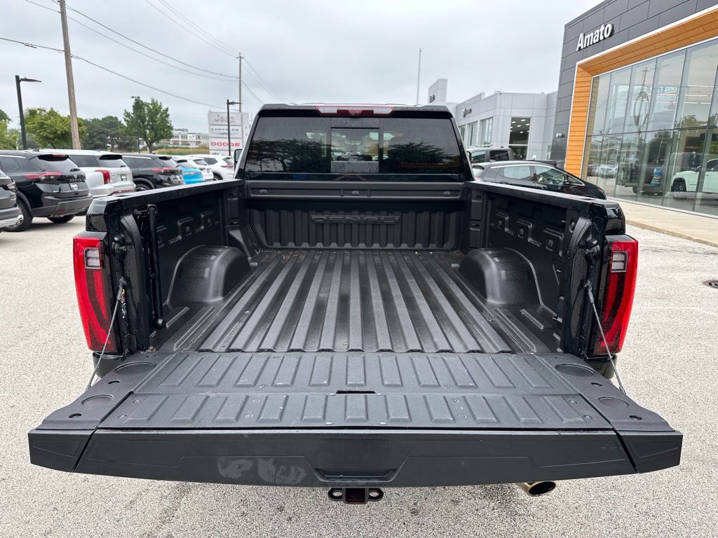 Used 2024 GMC Sierra 2500 Denali w/ Denali Reserve Package AWD/4WD image 14