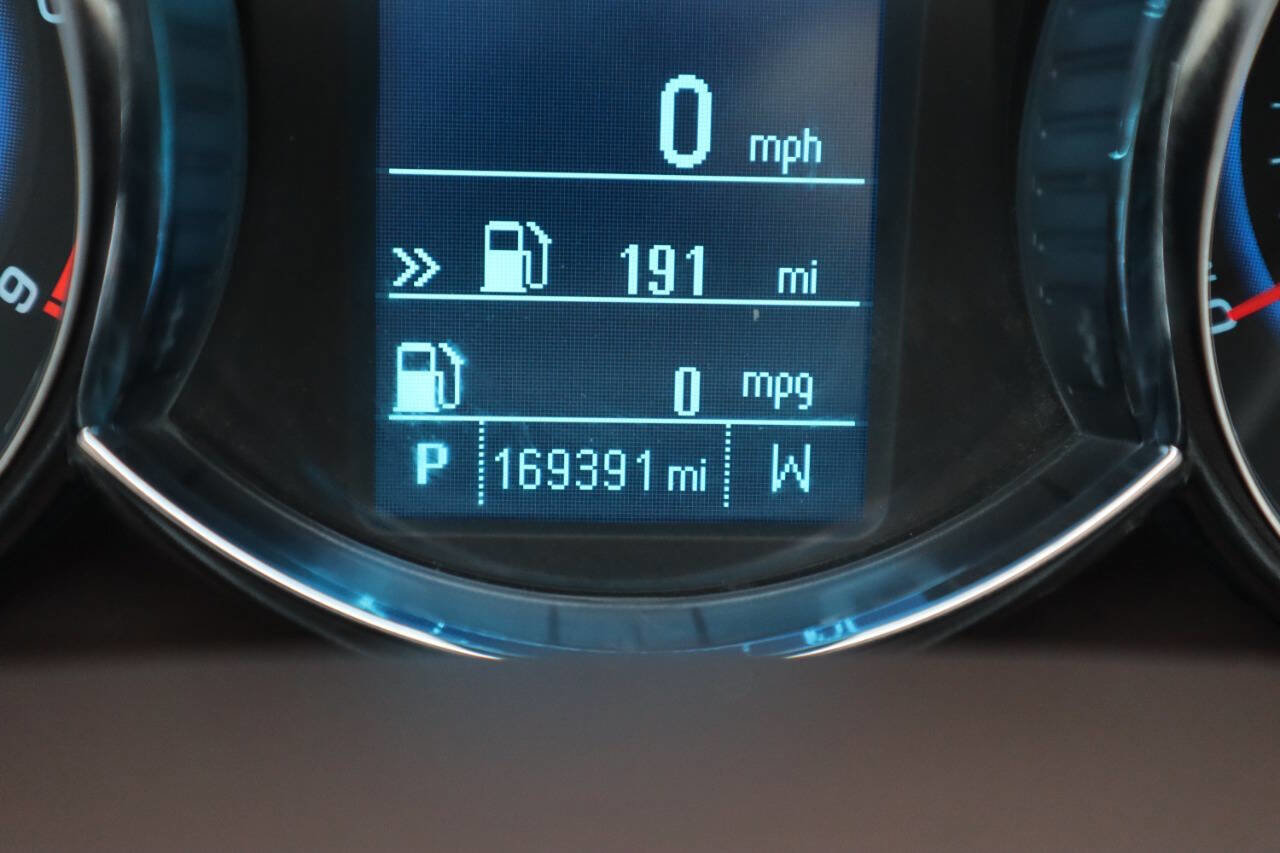 Used 2014 Chevrolet Cruze Diesel w/ Enhanced Safety Package image 29