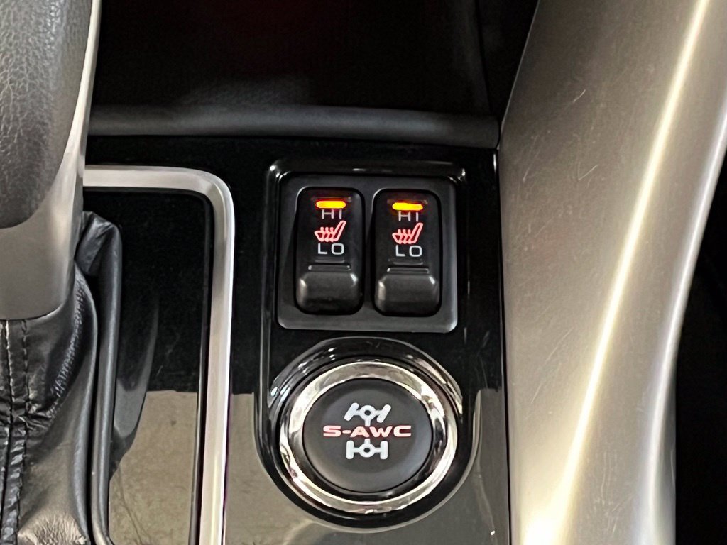 Used 2022 Mitsubishi Eclipse Cross ES AWD/4WD image 24