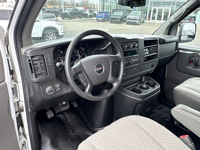 Used 2013 GMC Savana 1500 image 17